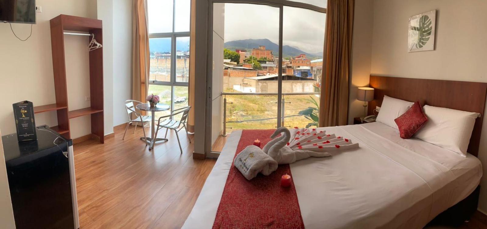 Hotel La Palmera De Oro 塔拉波托 外观 照片