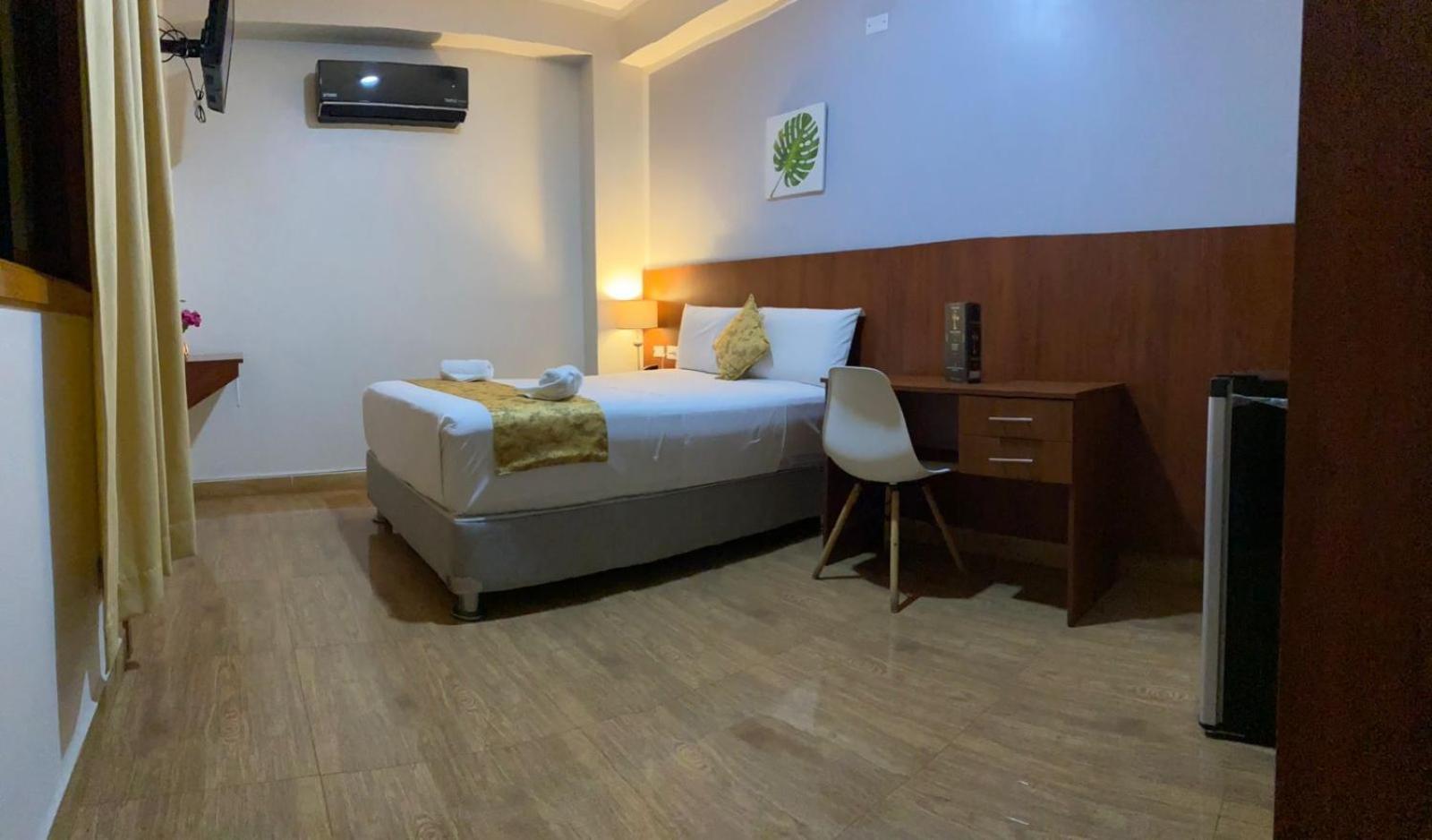 Hotel La Palmera De Oro 塔拉波托 外观 照片